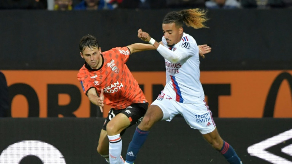Lyon see unbeaten start to French season ended