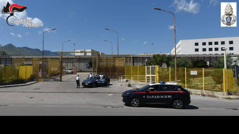 Droga e cellulari in cella, coinvolti agenti penitenziari