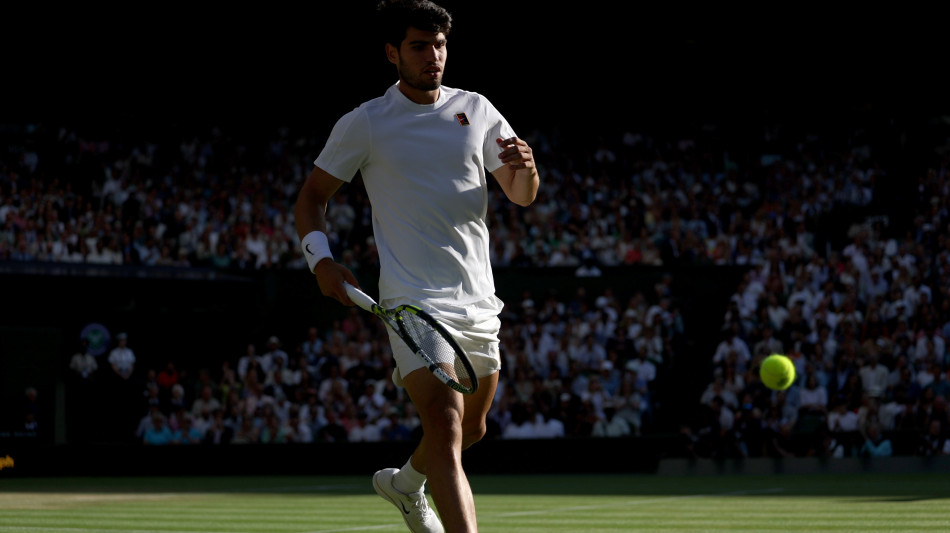 Wimbledon: Alcaraz in semifinale, affronter&agrave; Fritz