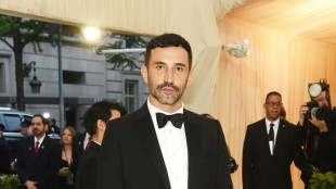 Dimisi&oacute;n sorpresa del director creativo de Burberry