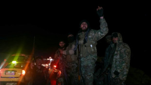 Opera&ccedil;&atilde;o militar no noroeste da S&iacute;ria ap&oacute;s confrontos com combatentes pr&oacute;-Assad