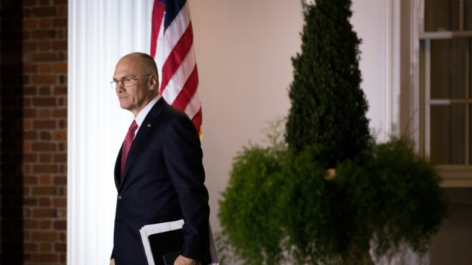 Trump will fr&uuml;heren Fast-Food-Unternehmer Puzder als US-Botschafter zur EU schicken