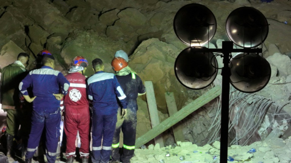 Irak: au moins six p&egrave;lerins coinc&eacute;s sous les d&eacute;combres d'un sanctuaire chiite