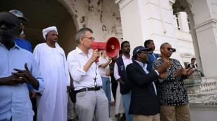 Alto el fuego de 72 horas en Sud&aacute;n, donde se intensifica la evacuaci&oacute;n de extranjeros