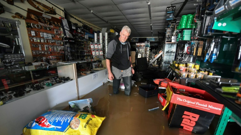 Kirk: la d&eacute;crue se poursuit, des pics attendus dans deux d&eacute;partements toujours en  rouge
