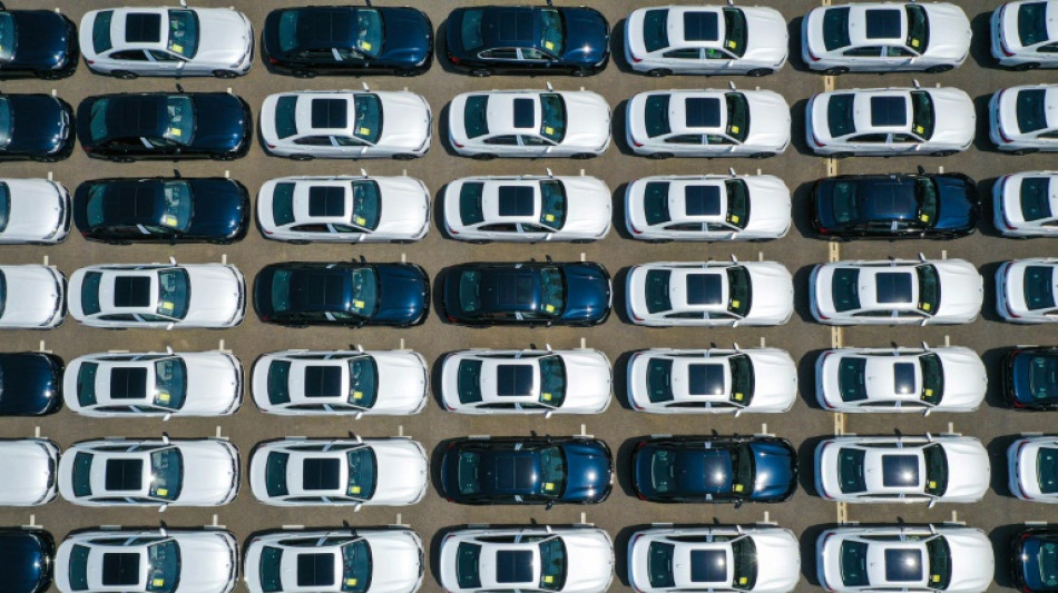 BMW ruft 1,5 Millionen Fahrzeuge zur&uuml;ck und senkt Gewinnprognose