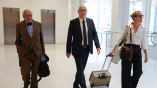 A son proc&egrave;s, Bernard Laporte &agrave; la peine sur les accusations de conflits d'int&eacute;r&ecirc;ts