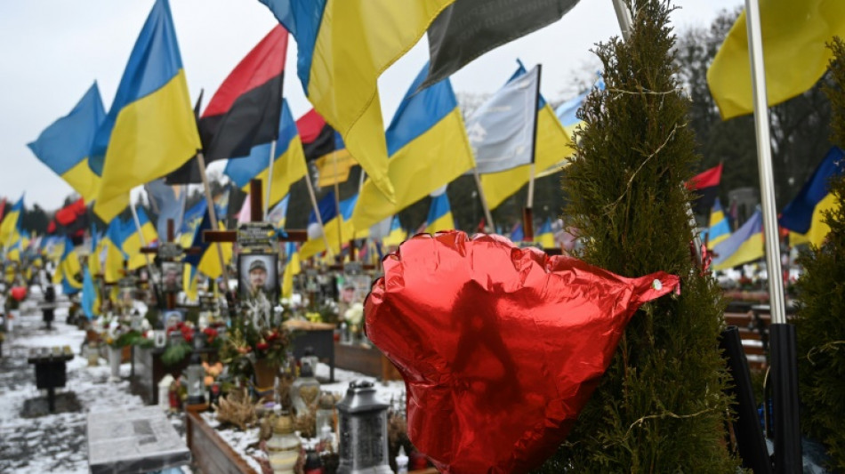 Kiev anuncia que Rusia entreg&oacute; los cuerpos de 757 soldados ucranianos