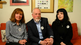 Nos EUA, fam&iacute;lia de jornalista preso na R&uacute;ssia aguarda seu retorno