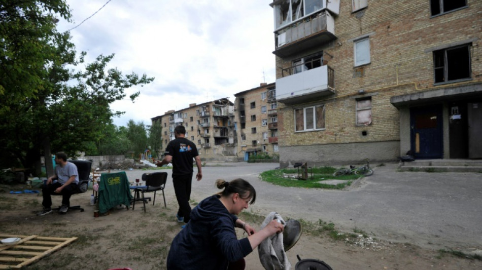 Kiev promet de "tout faire" pour d&eacute;fendre Donbass o&ugrave; l'offensive russe s'intensifie