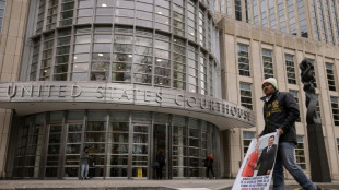 Sin acuerdo, jurado volver&aacute; el martes a deliberar sobre exzar antidrogas de M&eacute;xico