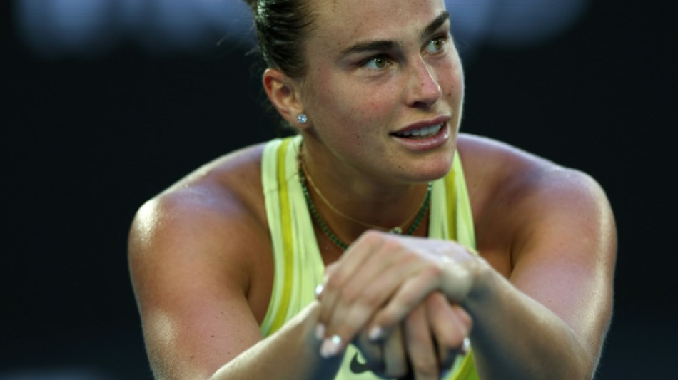 Sabalenka estreia com vit&oacute;ria tranquila no Aberto da Austr&aacute;lia em meio &agrave; chuva