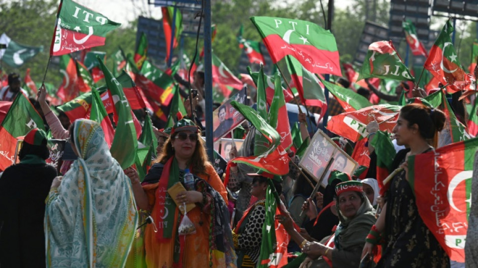 Pakistan PM's future in doubt as coalition ally switches sides