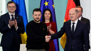El jefe del gobierno alem&aacute;n y Zelenski firman un acuerdo bilateral de seguridad