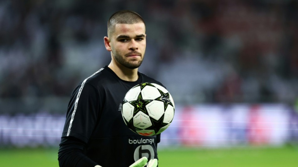 PSG chega a acordo com Lille para contratar goleiro Lucas Chevalier