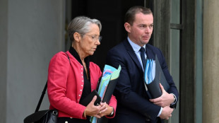 Retraites: l'ex&eacute;cutif rouvre les concertations pour une r&eacute;forme d&eacute;but 2023