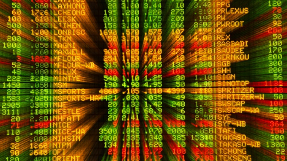 Stock markets continue retreat on rate hike fears
