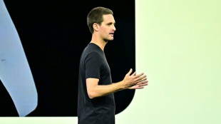 Snapchat cultive son image de r&eacute;seau social "diff&eacute;rent" et "positif"