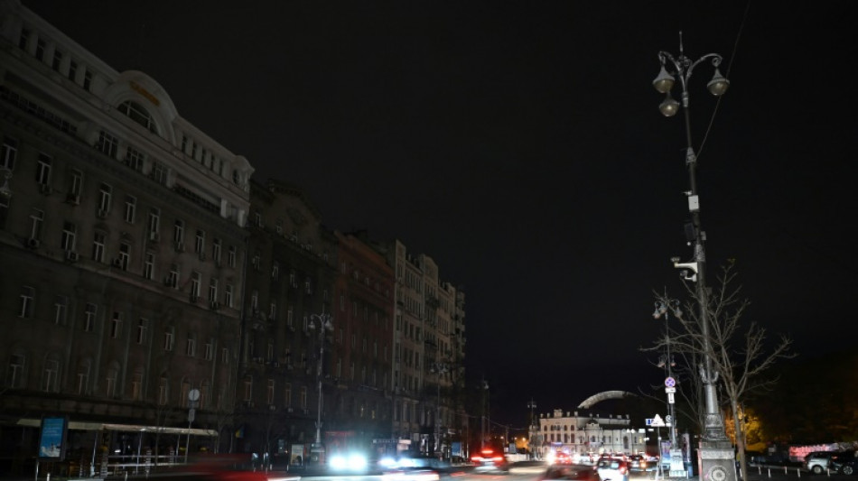 Ukraine: la Russie frappe de nouveau des installations &eacute;nerg&eacute;tiques, une partie de Kiev sans courant
