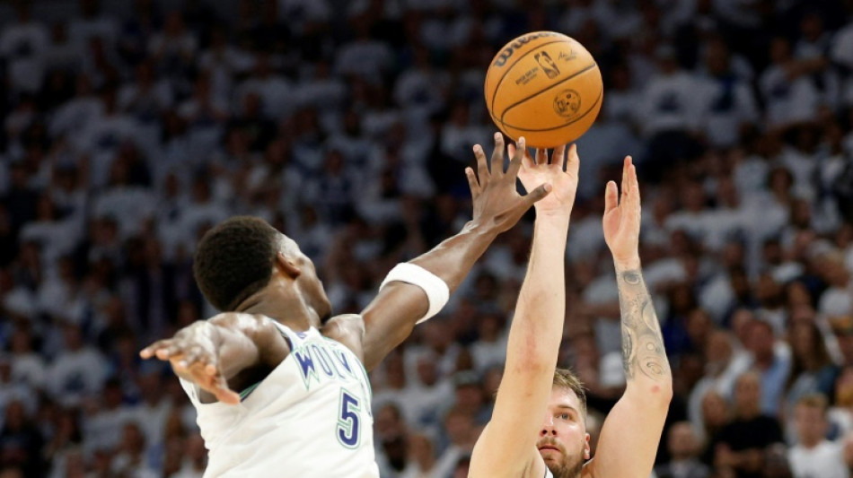 NBA: Dallas gagne &agrave; Minnesota et d&eacute;bute parfaitement la finale &agrave; l'Ouest