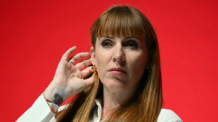 Royaume-Uni: la num&eacute;ro deux du gouvernement d&eacute;missionne, revers pour Keir Starmer