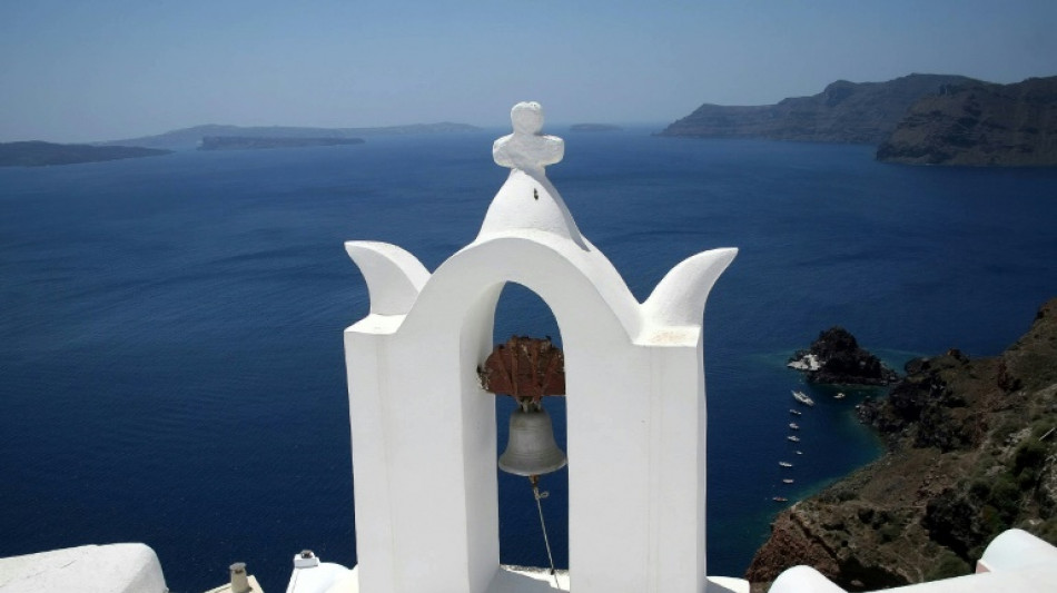 Cierran colegios en la isla griega de Santorini por actividad s&iacute;smica