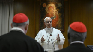 Leão XIV visita túmulo de seu antecessor, Francisco