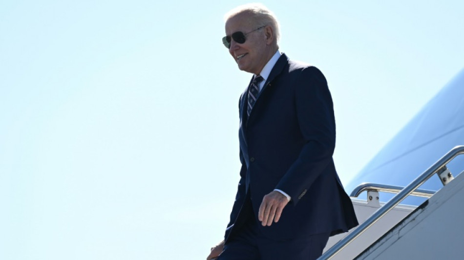 Biden propone subir impuestos a ricos en plan presupuestal con aires de campa&ntilde;a