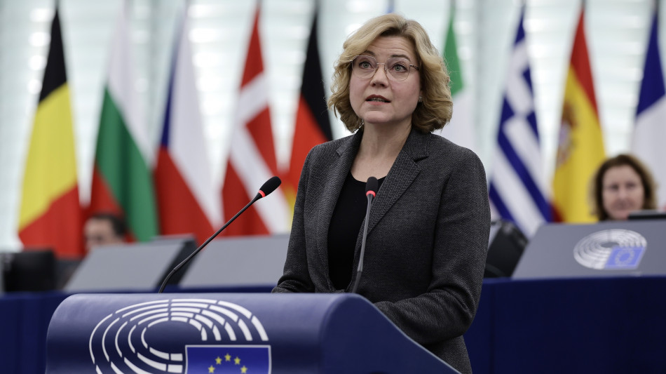 Ue, 'le piattaforme social rispettino regole e equit&agrave;'