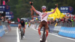 France's Paret-Peintre wins Giro stage, Norway's Leknessund in pink
