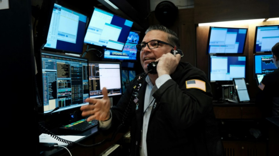 L'inflation am&eacute;ricaine ralentit, Wall Street se r&eacute;jouit 