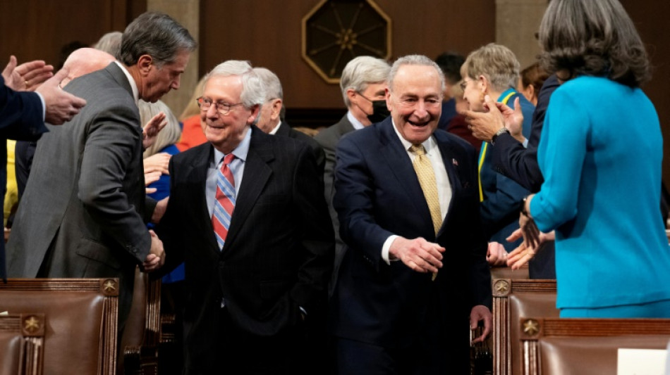 EEUU evita a &uacute;ltima hora un cese de pagos con aprobaci&oacute;n de acuerdo en el Congreso