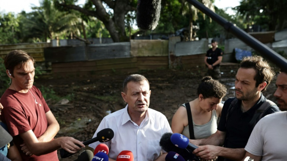 Mayotte: poursuite des op&eacute;rations de s&eacute;curisation, violences urbaines dans la nuit