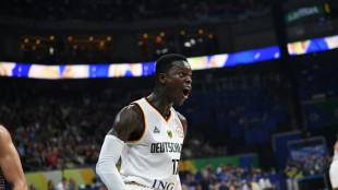 Schr&ouml;der in Braunschweig: Eintrag ins Goldene Buch