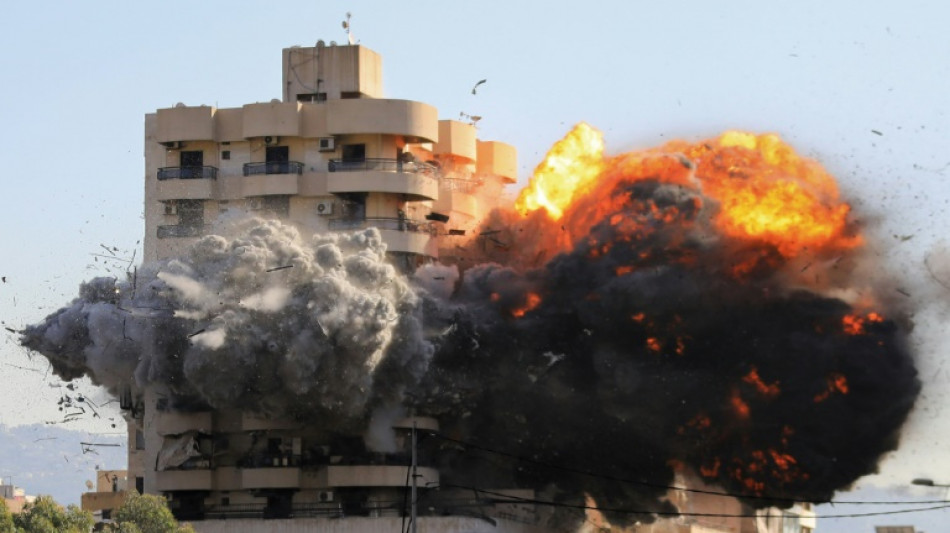 Bombardeios israelenses deixam v&aacute;rios mortos na capital do L&iacute;bano