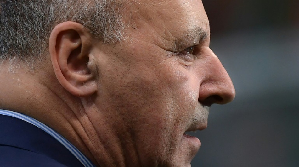 Diretor da Inter confirma interesse em Alexis S&aacute;nchez e acordo por Pavard