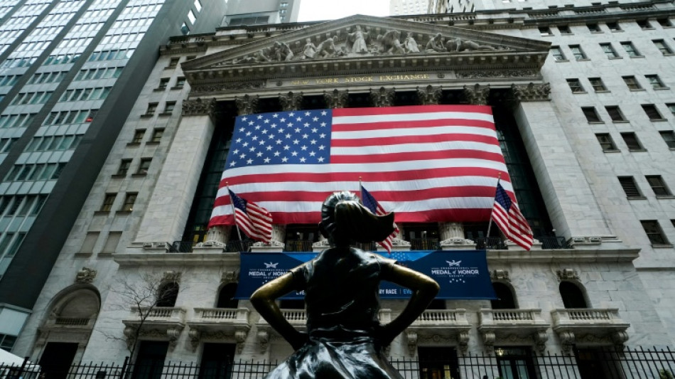 Wall Street chute face aux craintes de r&eacute;cession