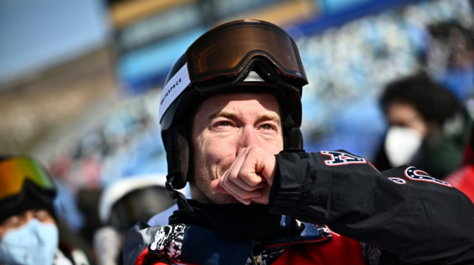 JO-2022: Ayumu Hirano pose un triple en or, Shaun White d&eacute;pose les larmes
