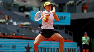 Swiatek recovers against Keys to reach Madrid Open semis