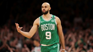 Derrick White &eacute; convocado para substituir Kawhi Leonard na sele&ccedil;&atilde;o de basquete dos EUA