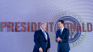 Trump accuse la "gauche radicale" d'avoir contribué au meurtre de son allié Charlie Kirk