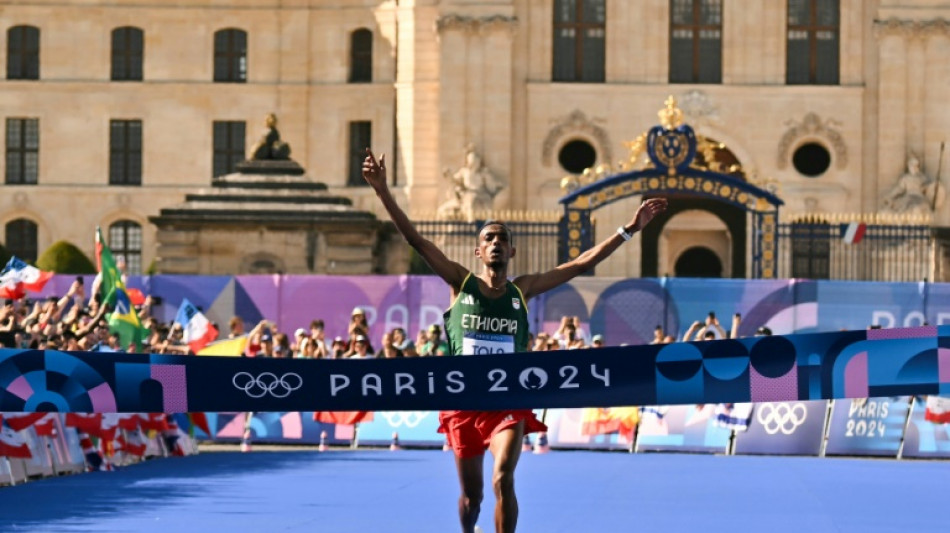Et&iacute;ope Tola gana el marat&oacute;n ol&iacute;mpico, &uacute;ltima funci&oacute;n de los Vengadores y Marta a por el oro
