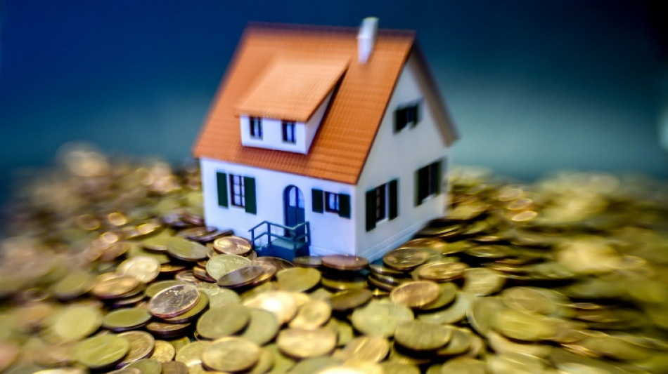 Taxe fonci&egrave;re: toll&eacute; politique, le gouvernement promet un prochain "point d'&eacute;tape"