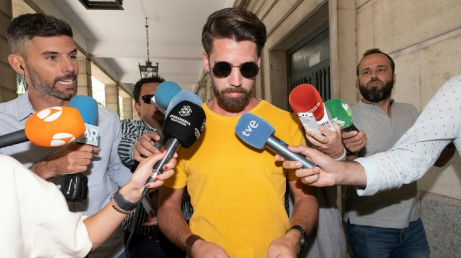 Reducen la pena a dos condenados por el caso de "la Manada" en Espa&ntilde;a