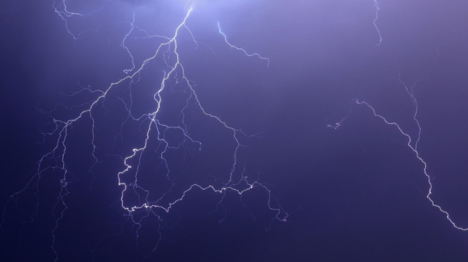 Sechs Verletzte bei Blitzeinschlag in Baden-W&uuml;rttemberg