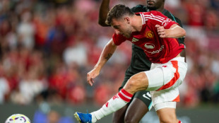 Man Utd boss Carrick being 'careful' with Mount as Man Utd draw with PSG