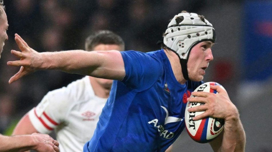 Record-breaking France thrash England 53-10 in Six Nations