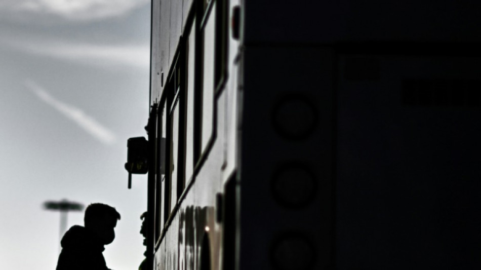 "M&aacute;tenme en lugar de enviarme a Ruanda", dice un refugiado gay en Reino Unido ante el riesgo de expulsi&oacute;n