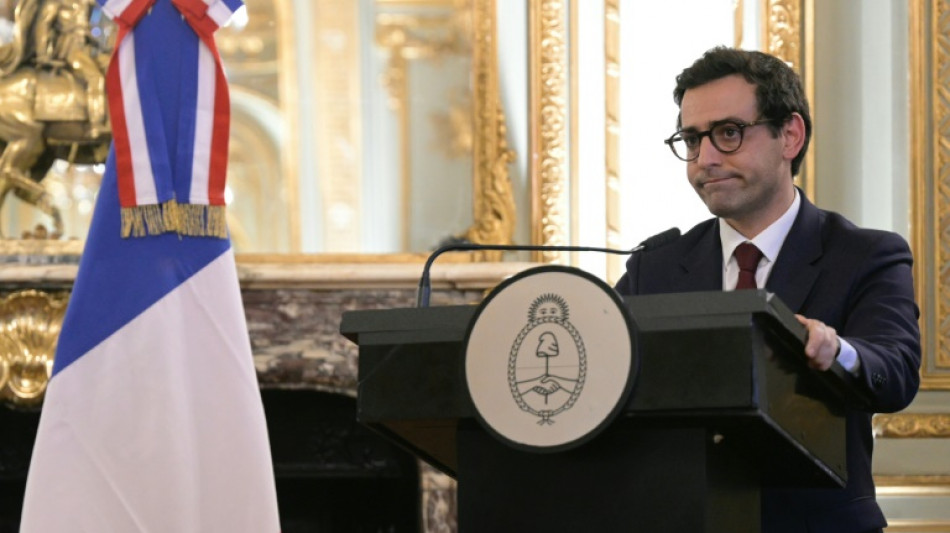 Fran&ccedil;a convoca embaixador russo ap&oacute;s morte de Navalny (chanceler)