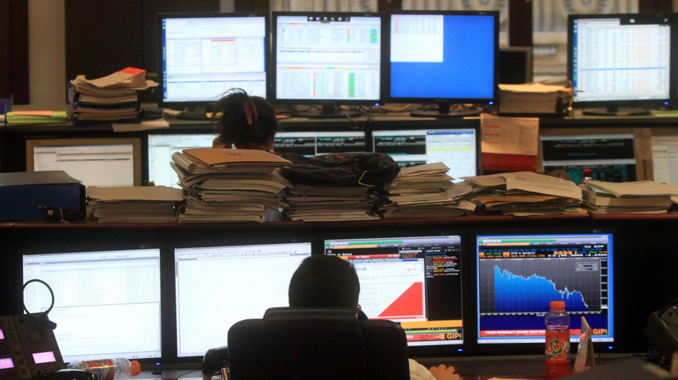 Spread Btp-Bund in lieve aumento a 83 punti in avvio